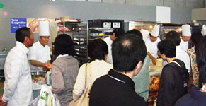 丸菱 総合展2012の会場